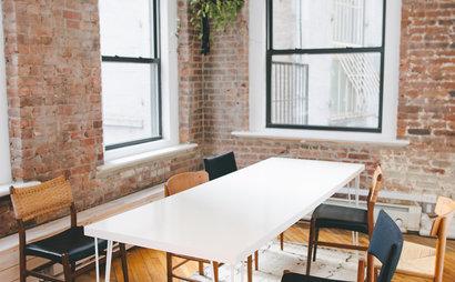 Fully Furnished Desks available in Production Studio Fully Furnished Desks available in Production Studio