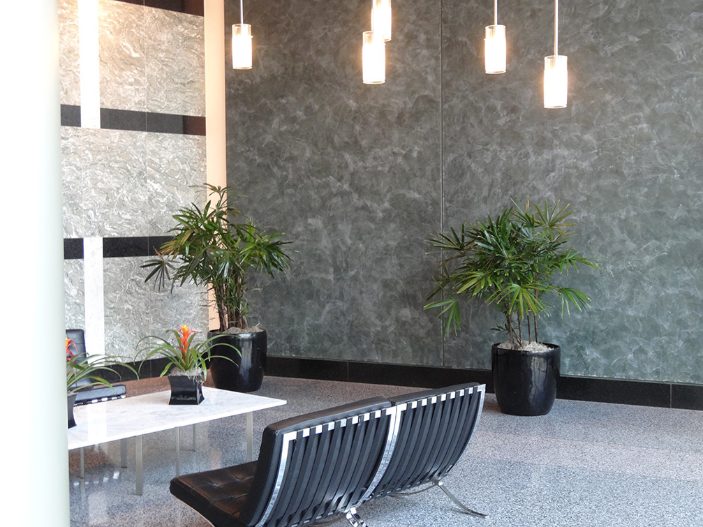 Distraction Free, Well-Lit, Interior Office Spaces Distraction Free, Well-Lit, Interior Office Spaces