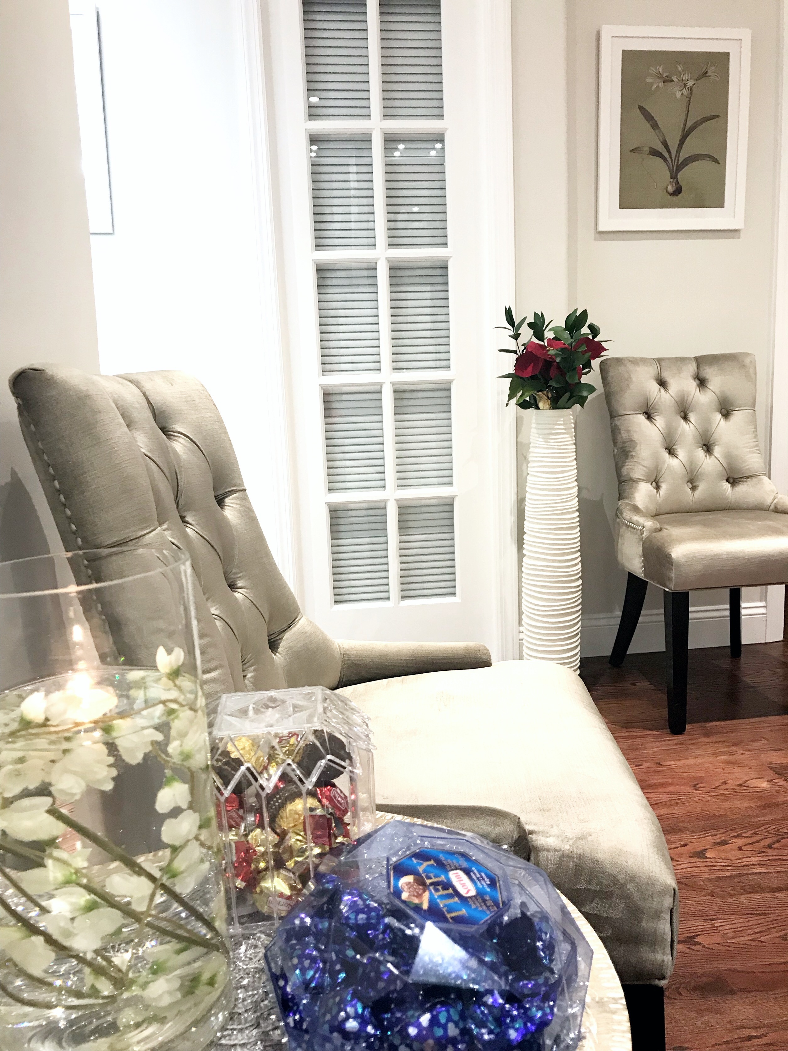 FOR RENT: Treatment Room in UPPER EAST SIDE (Health/Beauty Service)