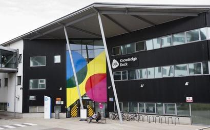 1-3 desk spaces available in vibrant, cool, large shared office - sharing with startups & businesses 1-3 desk spaces available in vibrant, cool, large shared office - sharing with startups & businesses