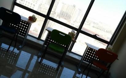 Zoom Smart Space.         Shared Desks , Meeting rooms , didicated desk , workshop room , course room Zoom Smart Space.         Shared Desks , Meeting rooms , didicated desk , workshop room , course room