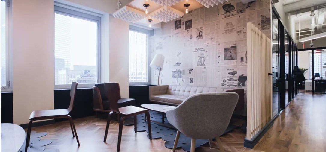 Personal Desk in City Hall
