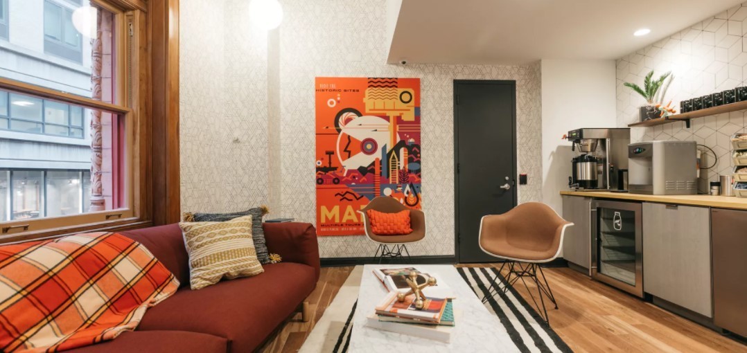 4-Person Private Office in Fulton Center