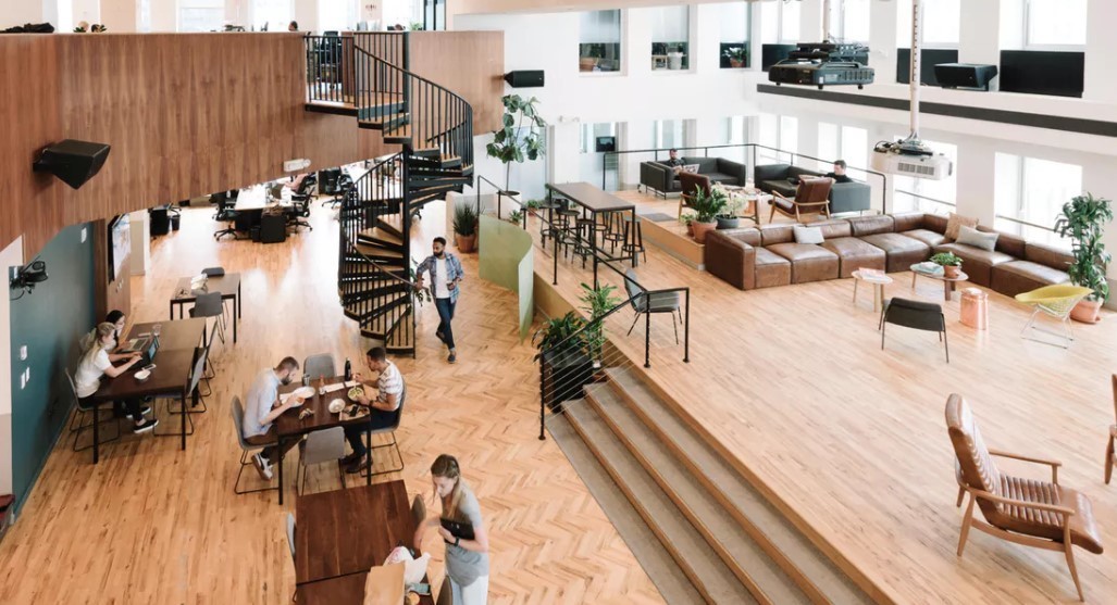 5-Desk Personal Office in City Hall