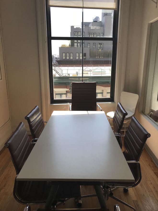 3 Desks in Spacious Modern SOHO Office Building  3 Desks in Spacious Modern SOHO Office Building