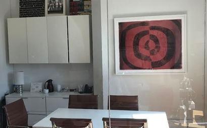 3 Desks in Spacious Modern SOHO Office Building 3 Desks in Spacious Modern SOHO Office Building