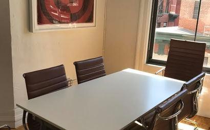 3 Desks in Spacious Modern SOHO Office Building 3 Desks in Spacious Modern SOHO Office Building