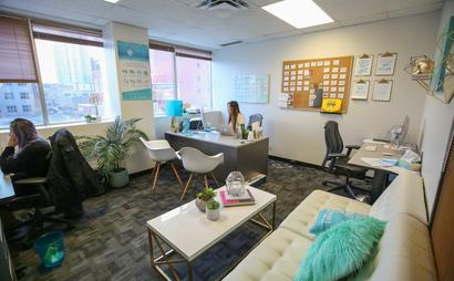 Calgary Business Centre - Private Offices - Community Feel Calgary Business Centre - Private Offices - Community Feel