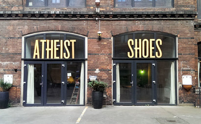 Shop / Office / Desk-share Shop / Office / Desk-share