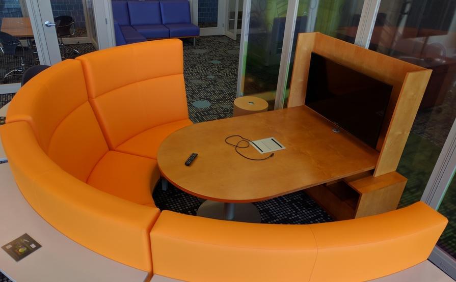 Creation Station Business Desks Near Me