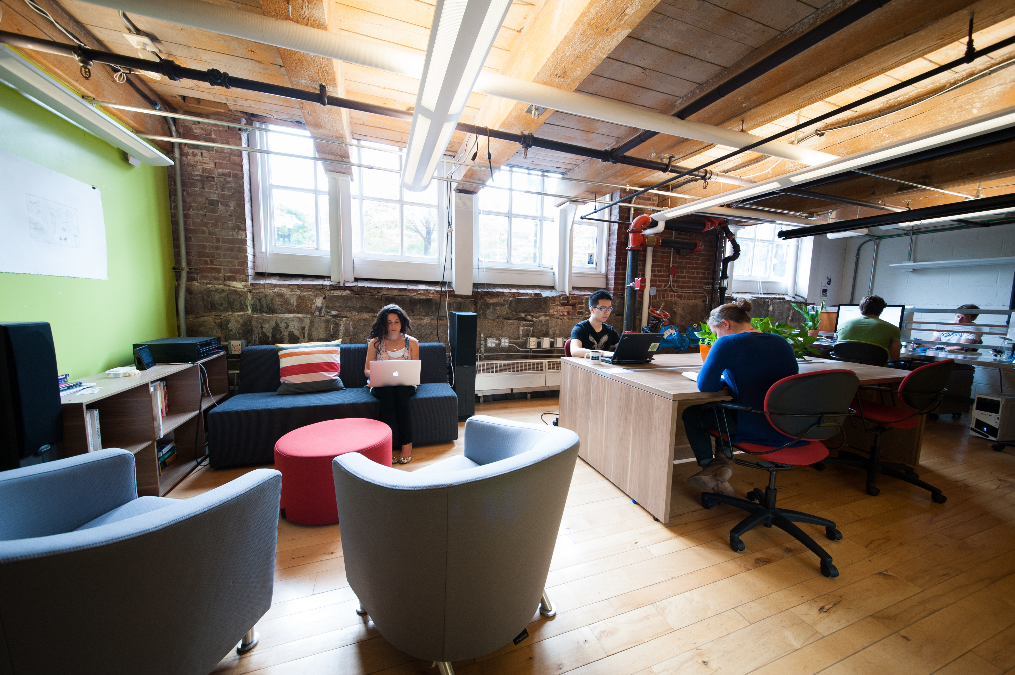 Workbar South Station - Coworking 