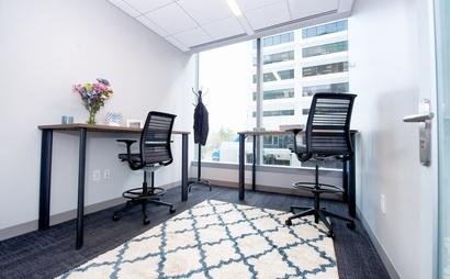 Small team Room (3-5 people) Small team Room (3-5 people)