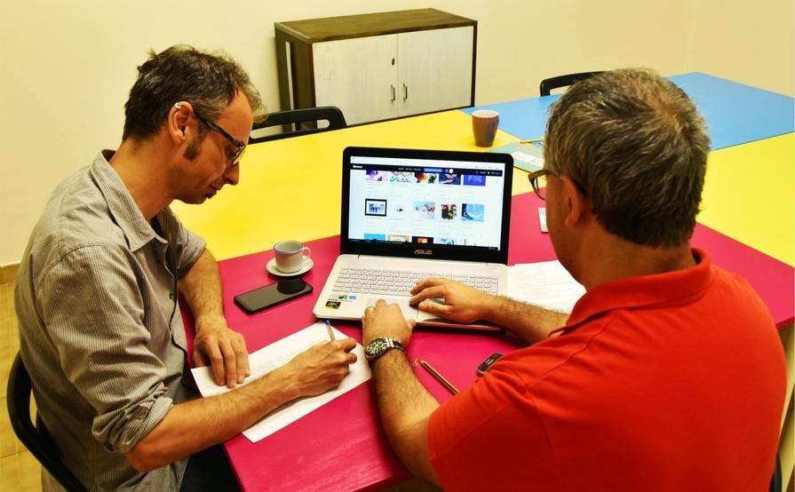 Sala Riunioni / Aula Corsi Sala Riunioni / Aula Corsi