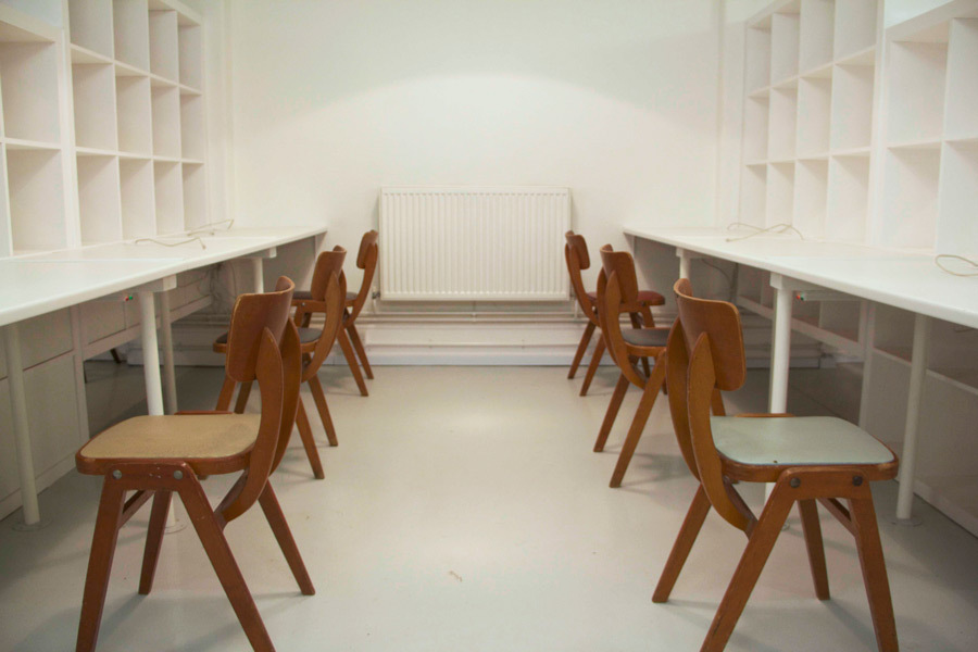 4 Desks available at Creative Blocks