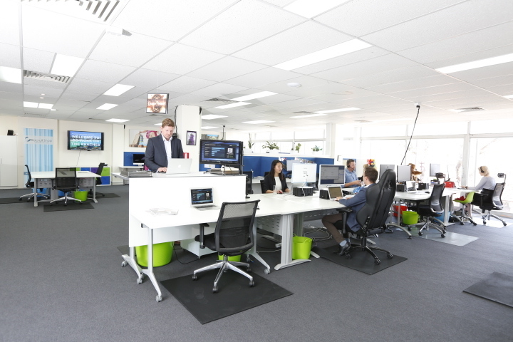 Co-work on the Beaches