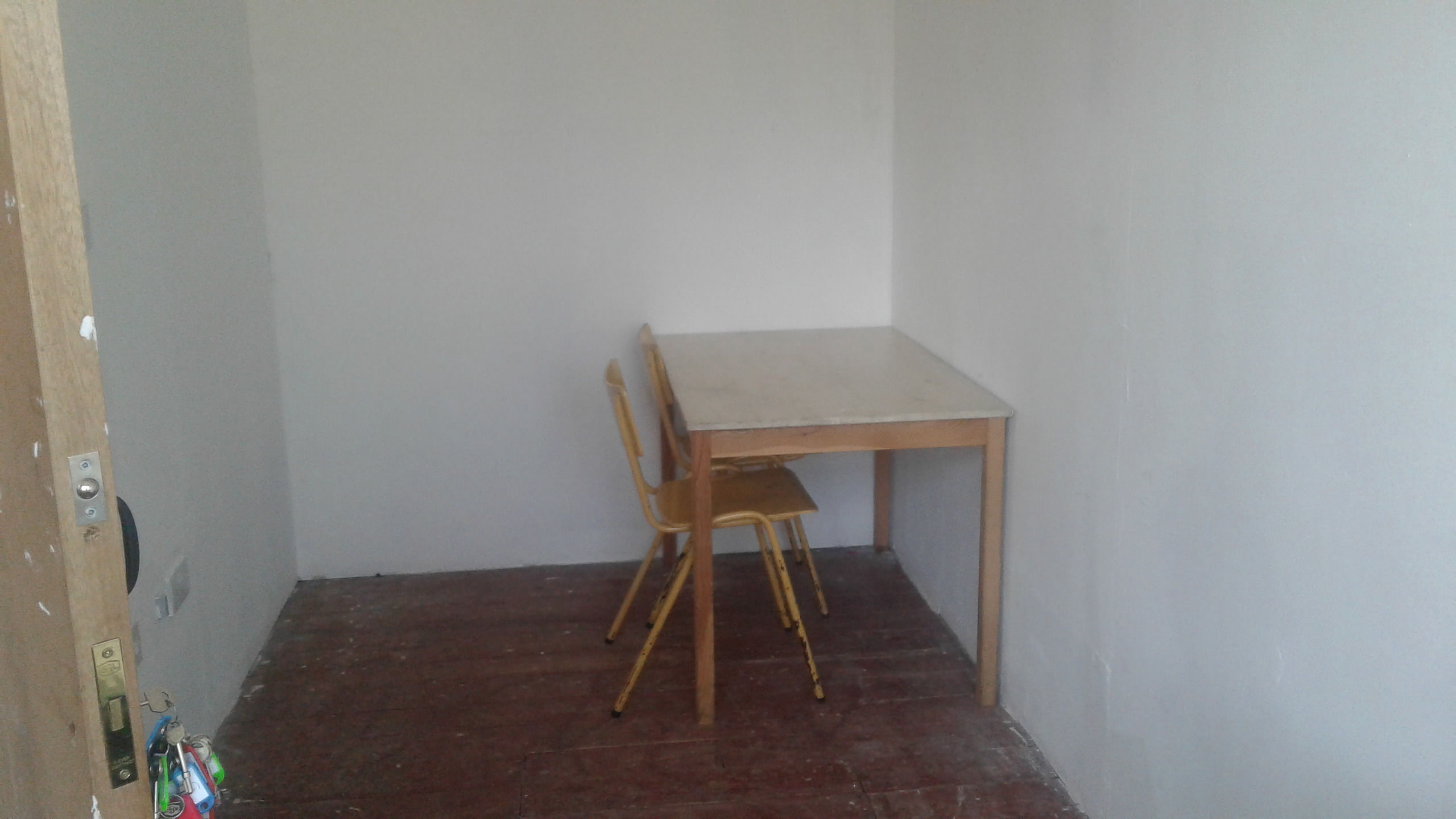 Lea Bridge desk space for creatives
