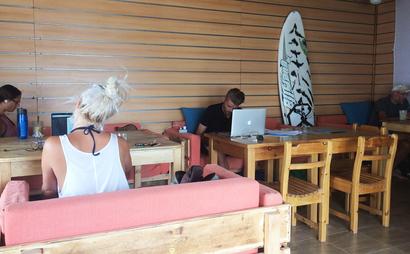 Mojo Cowork Cafe Mojo Cowork Cafe