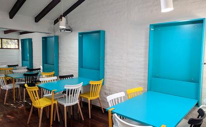 PLAY HOUSE PLAY HOUSE