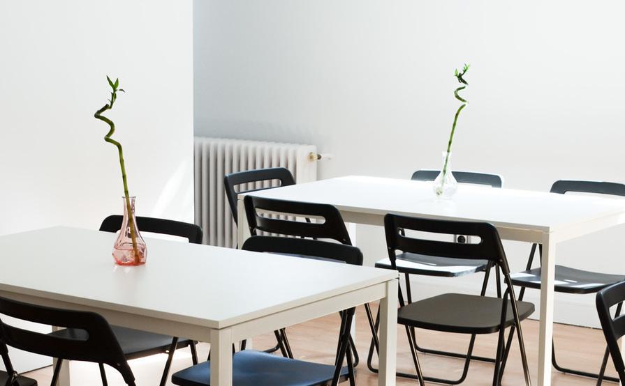 Oasis coworking - Puesto Fijo Oasis coworking - Puesto Fijo