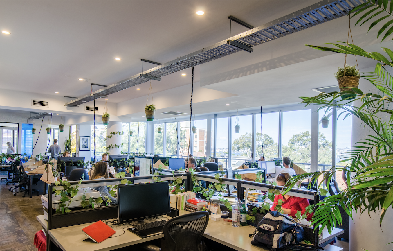 Dedicated Desk - Friendly & Flexible