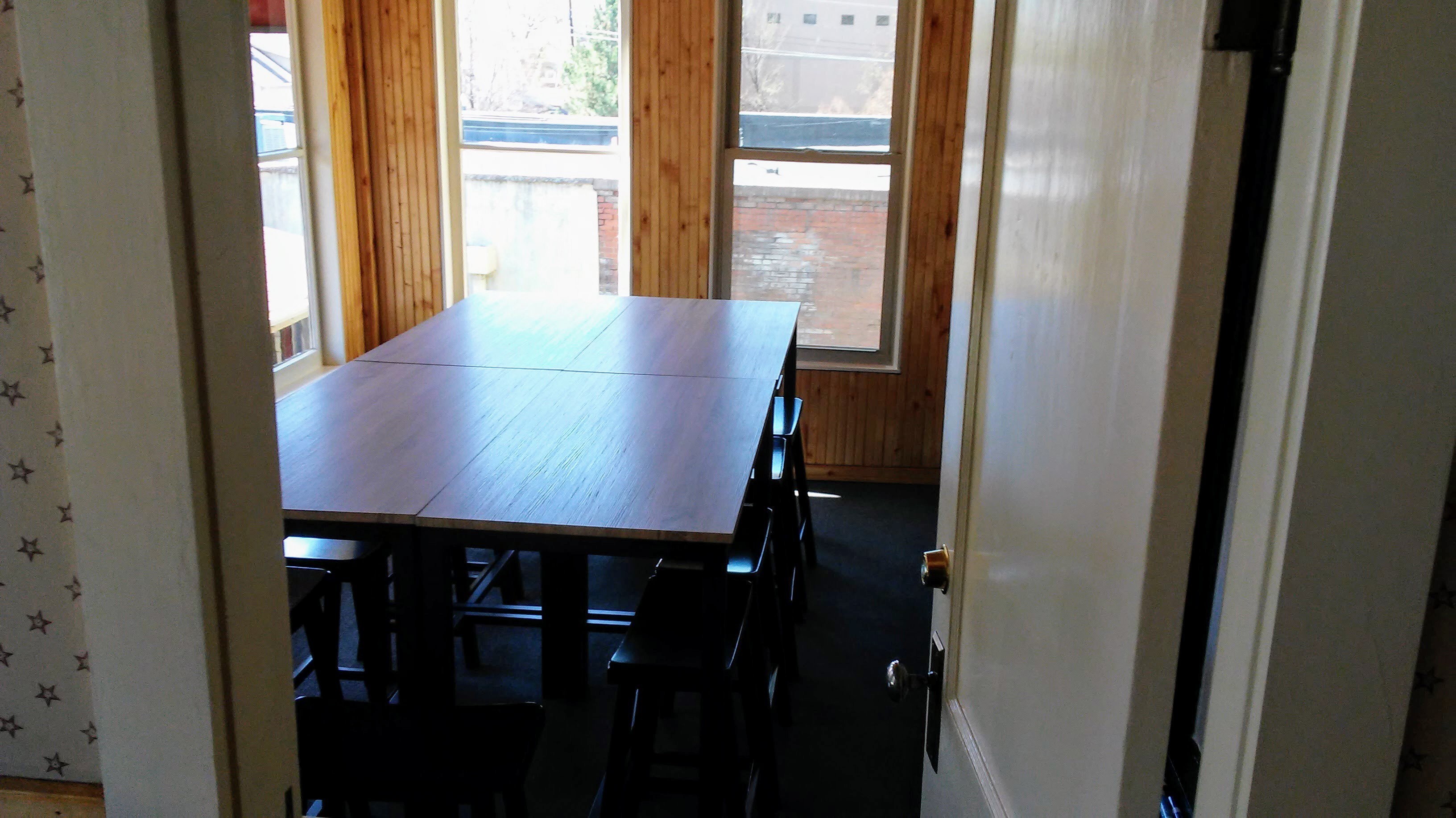 Sunshine Peak Meeting Room / Office Space