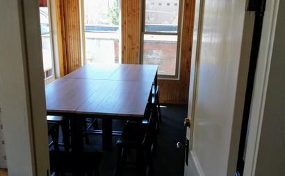 Sunshine Peak Meeting Room / Office Space Sunshine Peak Meeting Room / Office Space