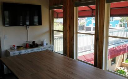 Sunshine Peak Meeting Room / Office Space Sunshine Peak Meeting Room / Office Space