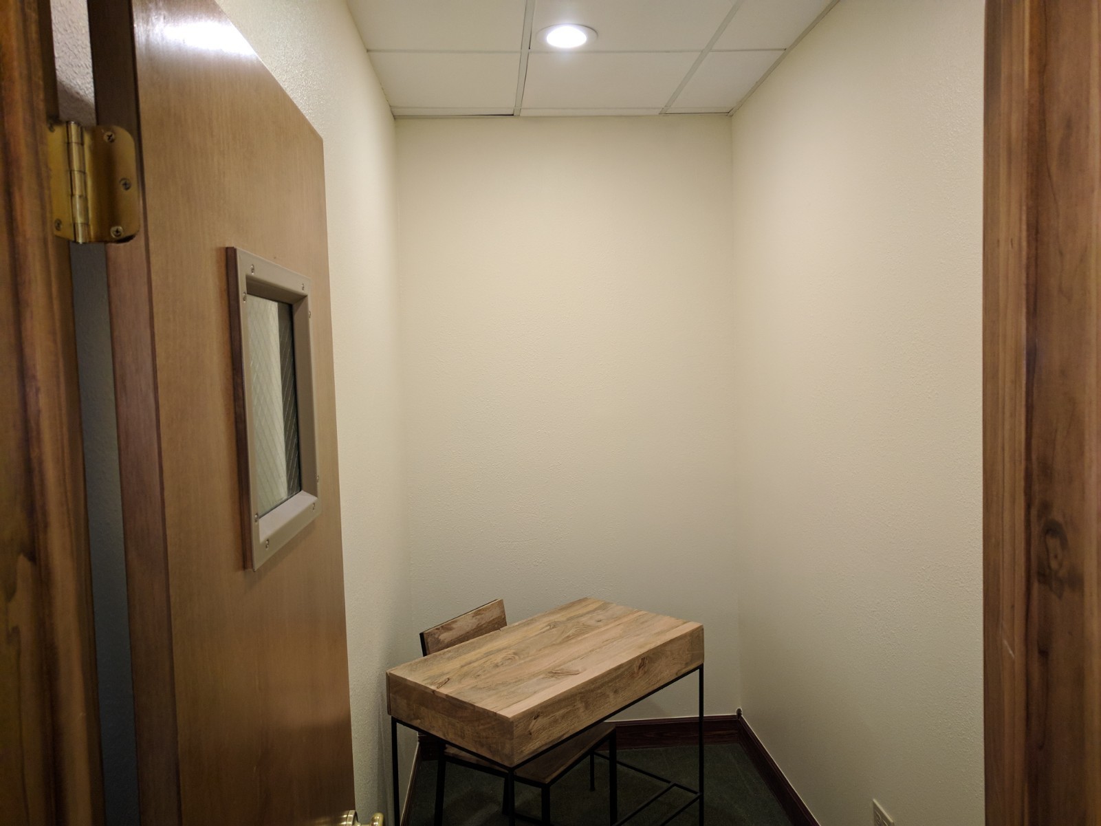 Twin Buttes Office Space / Meeting Room