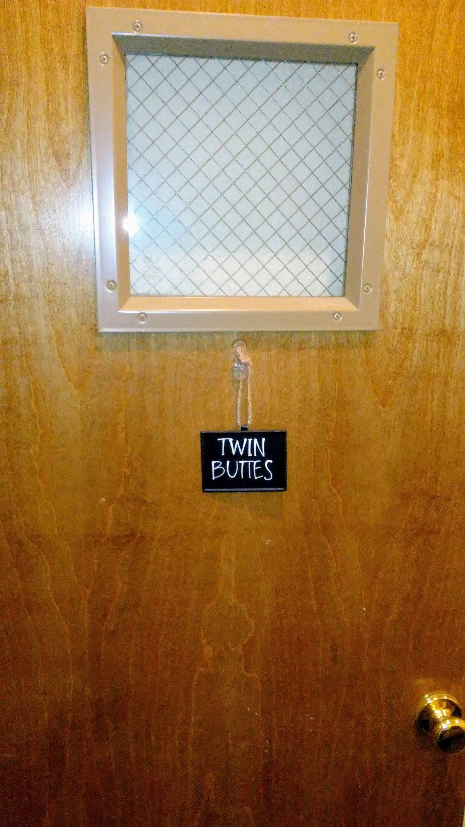 Twin Buttes Office Space / Meeting Room