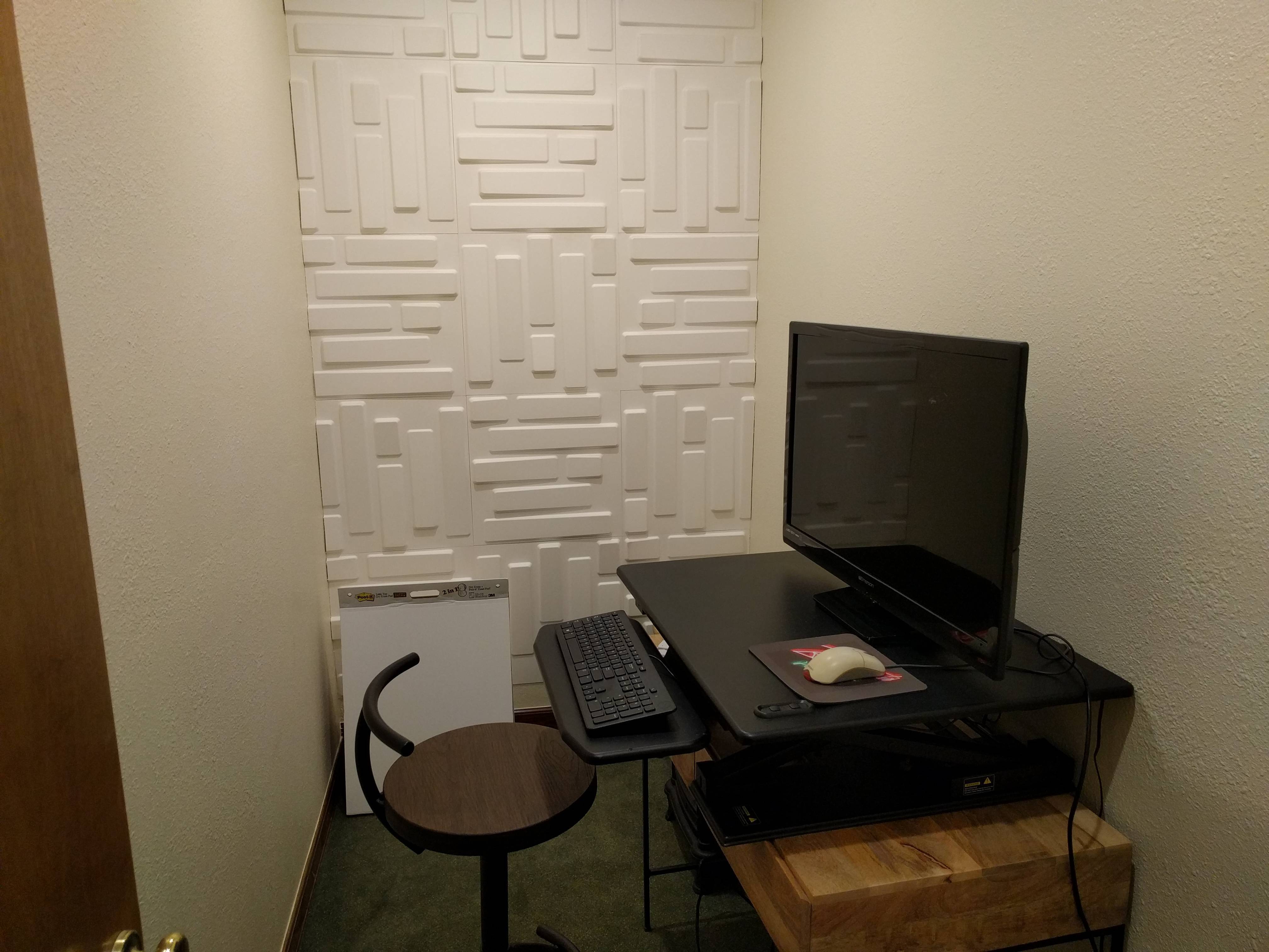 Twin Buttes Office Space / Meeting Room