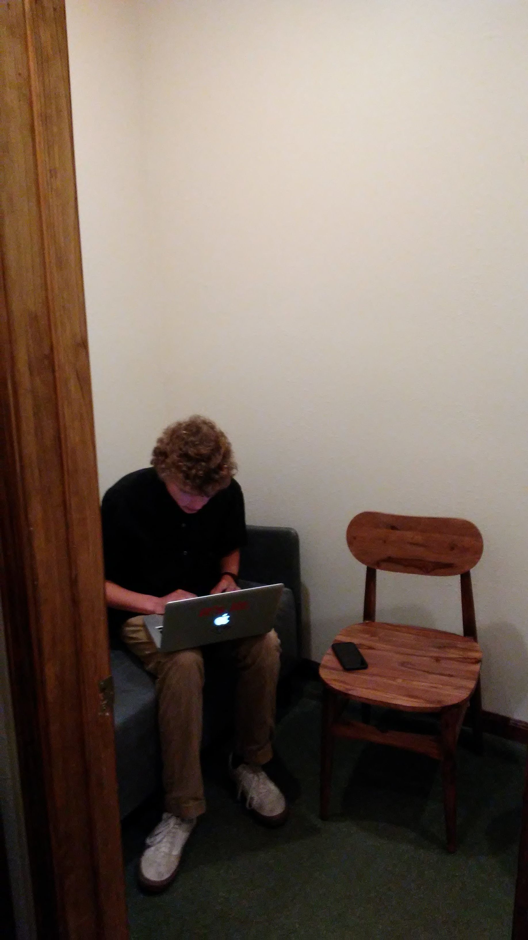 Perins Peak Office / Meeting Space