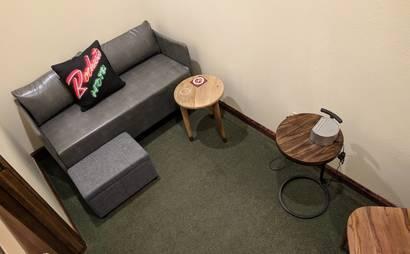 Perins Peak Office / Meeting Space Perins Peak Office / Meeting Space