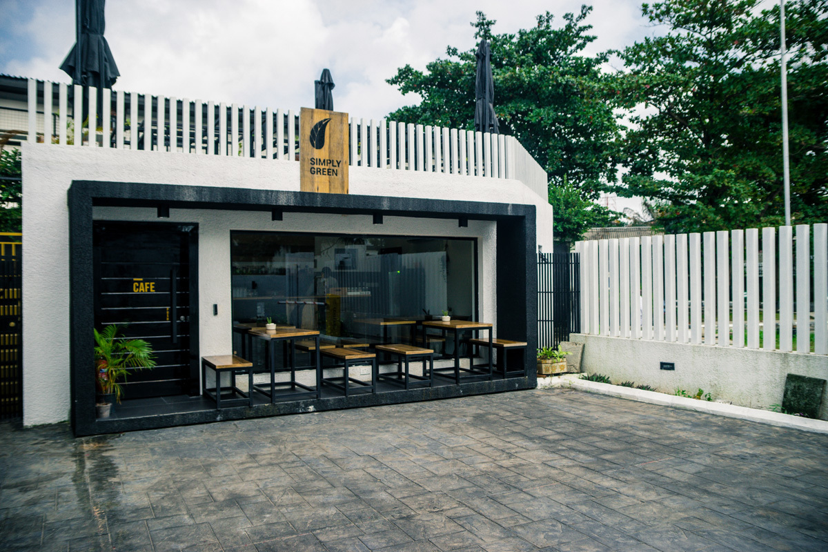 Workstation Bar Beach