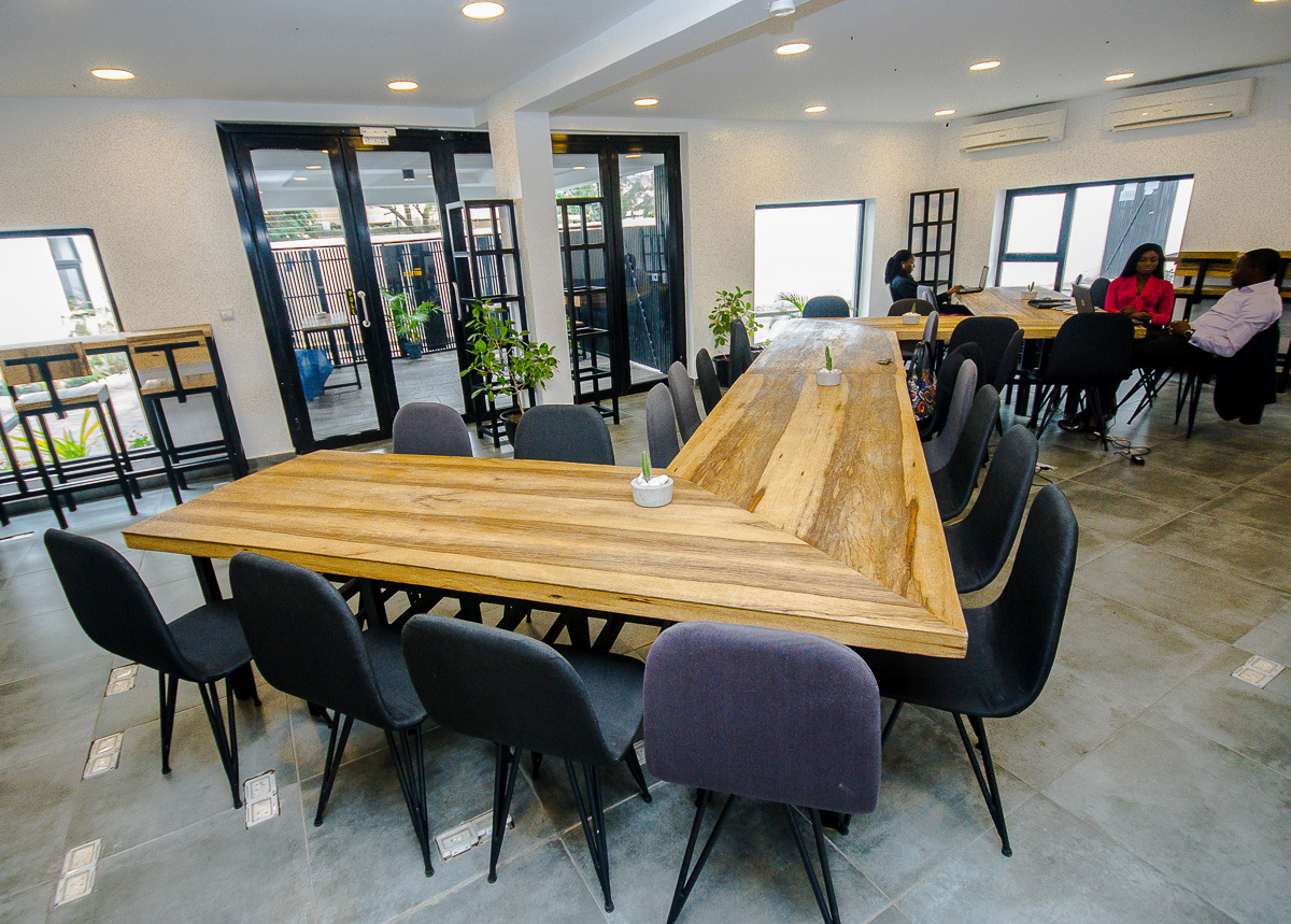 Workstation Bar Beach