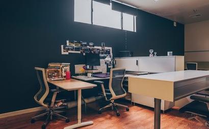 Semi-private Office Semi-private Office