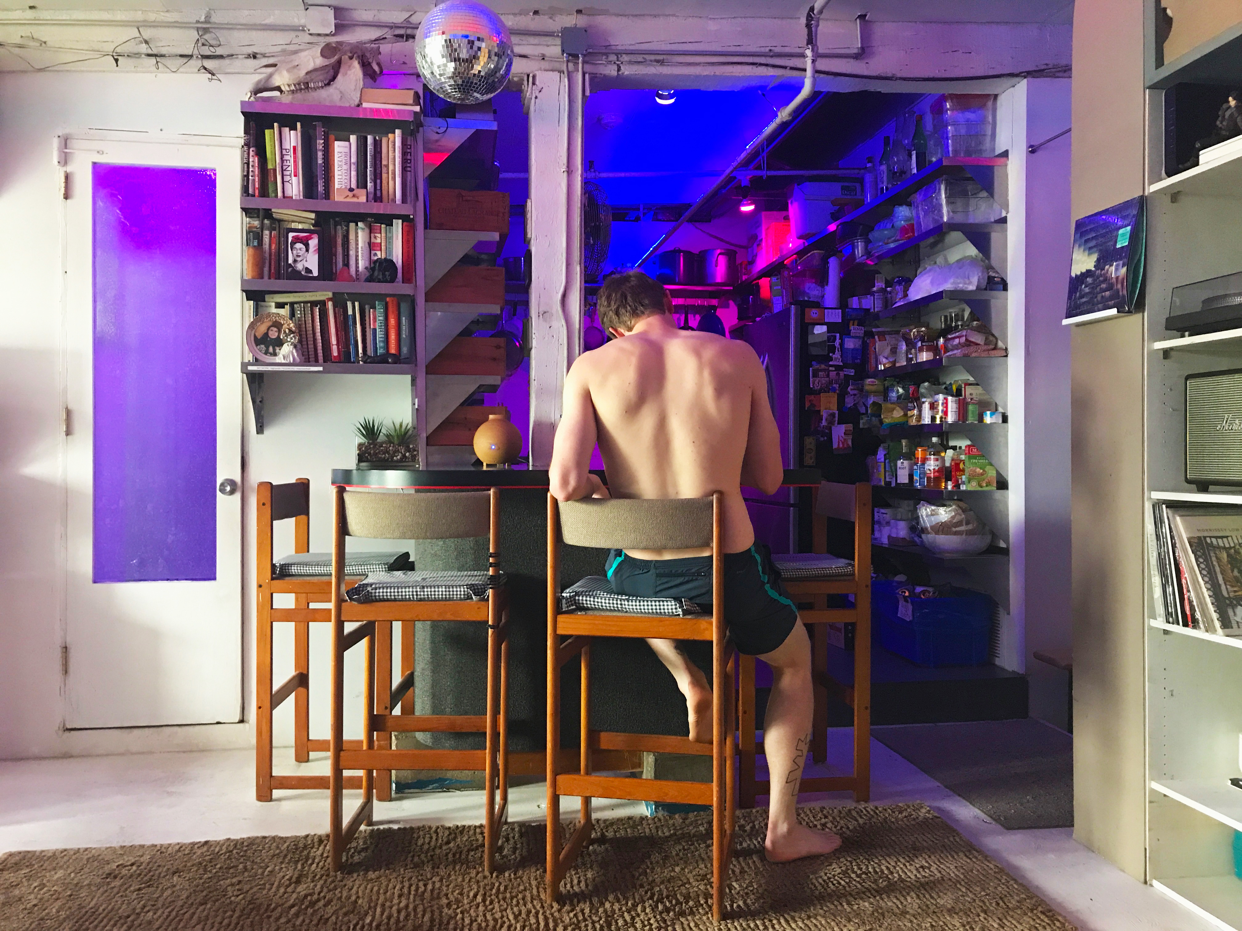 Casual Queer Co-Working Counter for Gay Men 