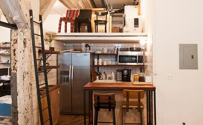 Oversized Dedicated Desks for Rent in Prime Williamsburg Oversized Dedicated Desks for Rent in Prime Williamsburg