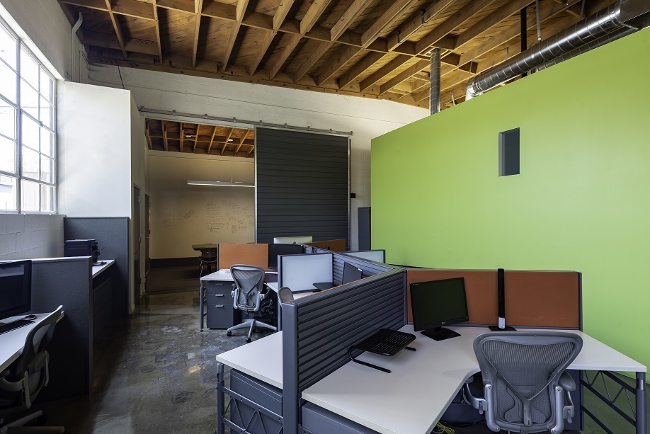 Private and Common Spaces 