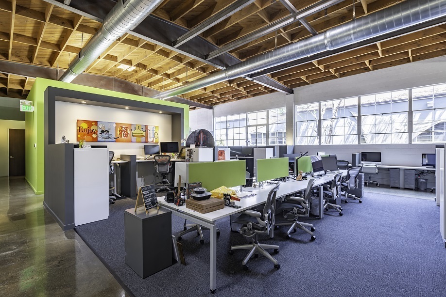 Private and Common Spaces 