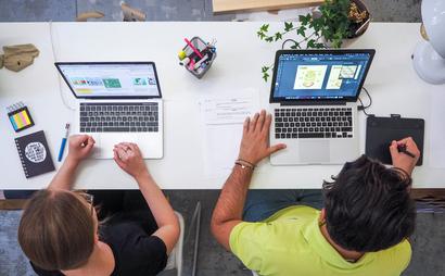 Dedicated desk Dedicated desk