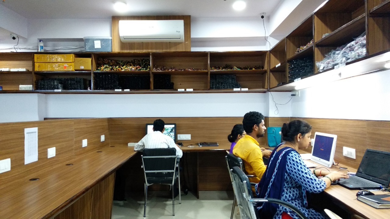 MoveIn2 Coworking Space