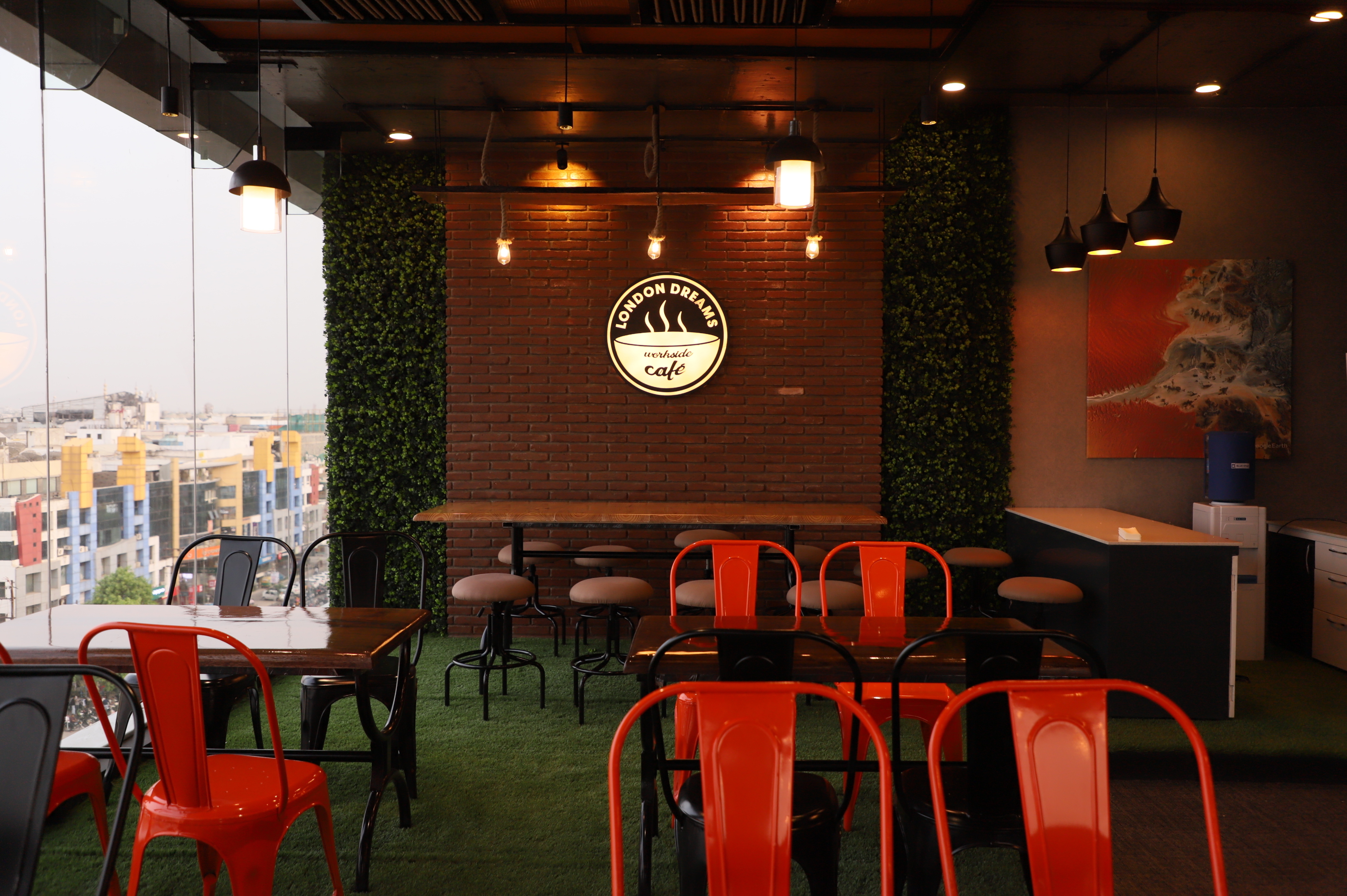 Incuspaze -Prince's Business Skyline