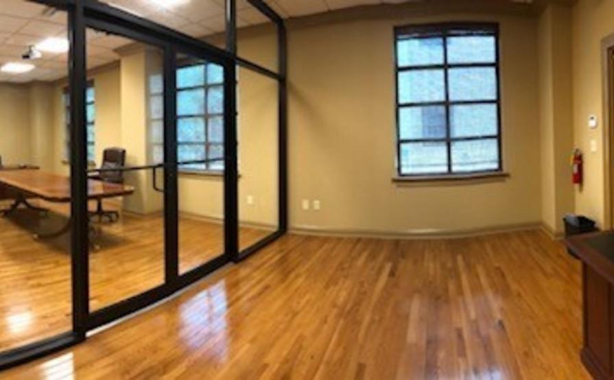 Executive Suite, Conference Room Executive Suite, Conference Room