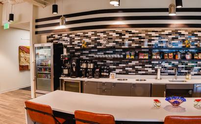 Team Room (5-10 people) Team Room (5-10 people)