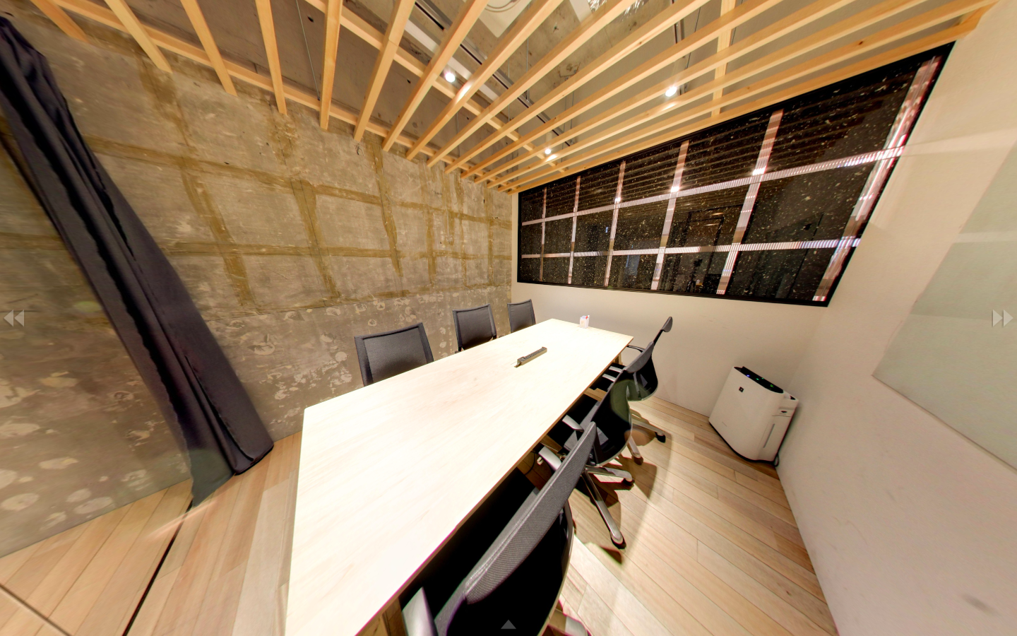 (~6 people) Meeting Room B in central Tokyo