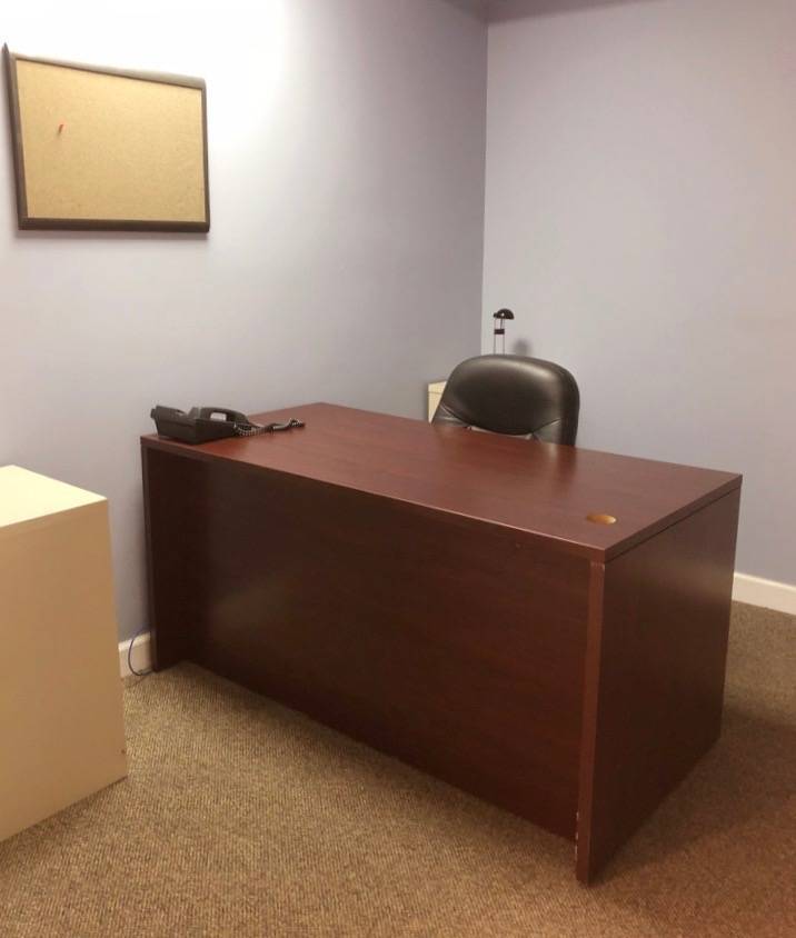 Private Office Space in North Shore with Conference Room Private Office Space in North Shore with Conference Room