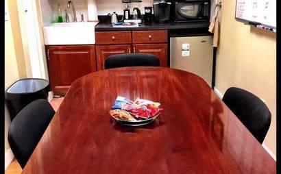 Private Office Space in North Shore with Conference Room Private Office Space in North Shore with Conference Room
