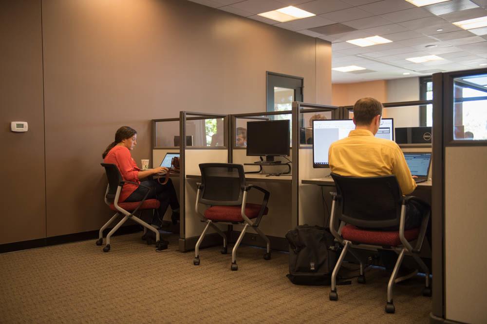 Open Workstation Desks Near Me