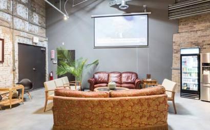 Dedicated Desk  Dedicated Desk