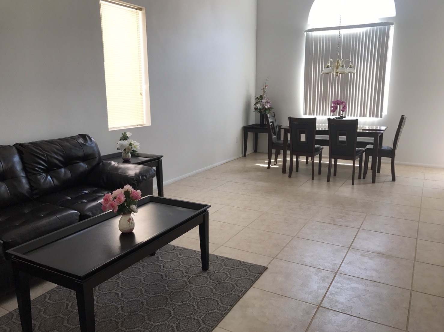 Privacy and Efficiency! 1300+ sqft Space!